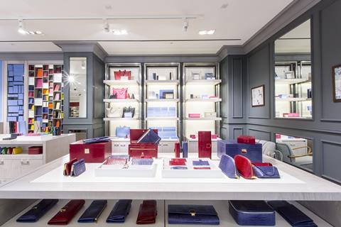 The shop-in-shop contains both men's and women's accessories